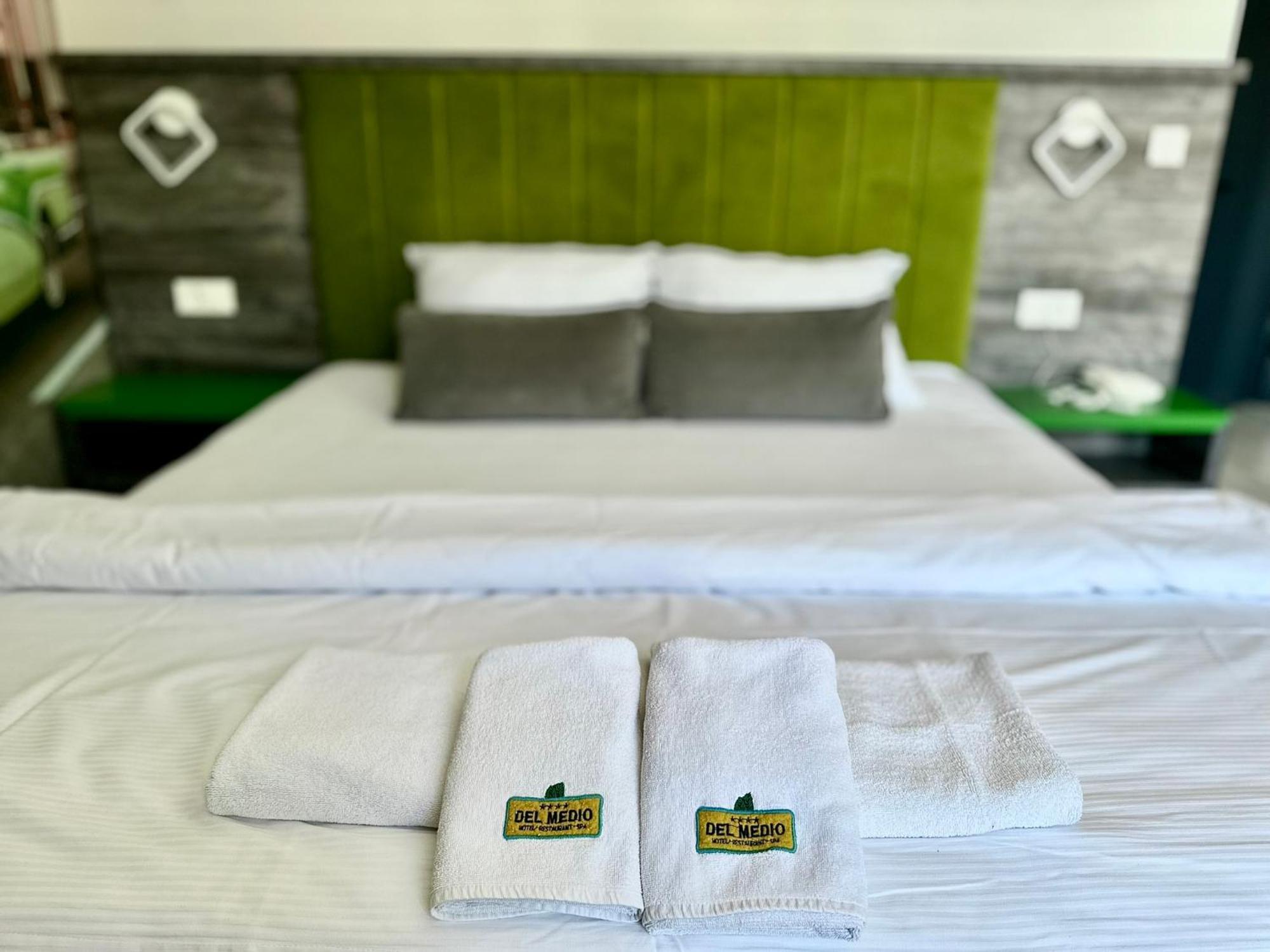 Hotel Del Medio ซูโตมอเร ภายนอก รูปภาพ